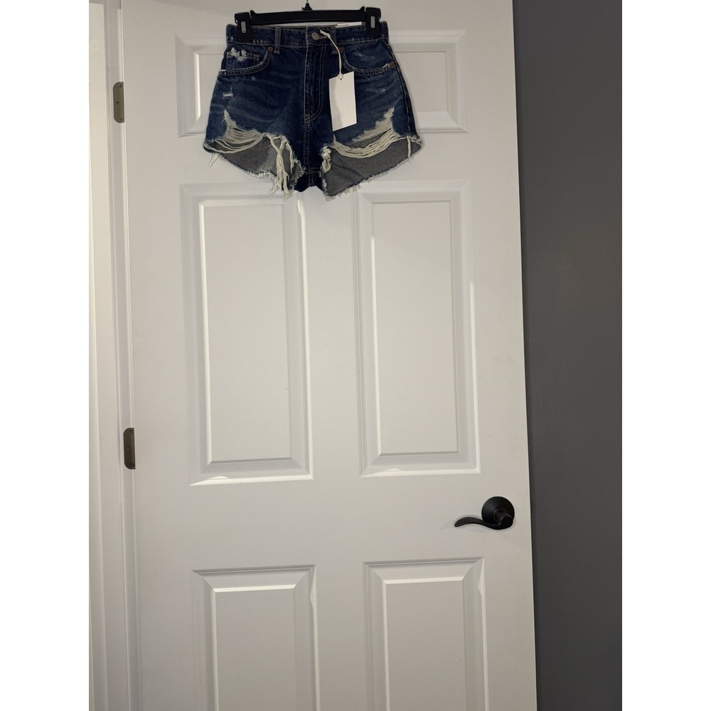 Zara High Rise Curved Distressed Shorts Size 2 Nwt